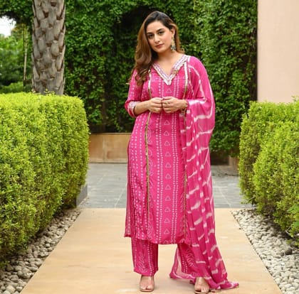Faux Georgette Digital Bandhani Print Kurti Pant Set (Stitched)-Free Size