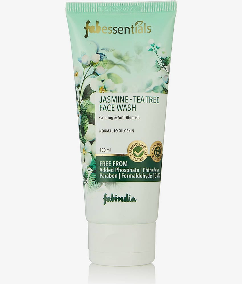 fabessentials - Refreshing Face Wash For All Skin Type ( Pack of 1 )