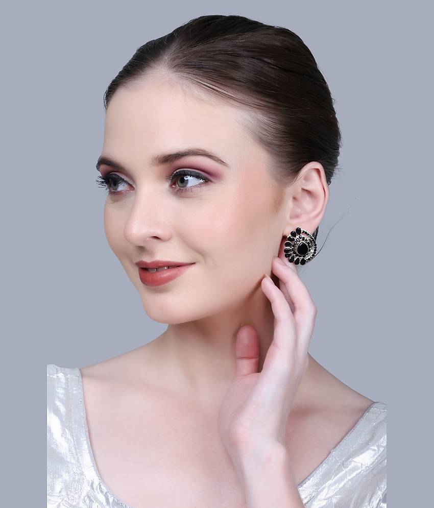 Sunhari Jewels Black Stud Earrings ( Pack of 1 )