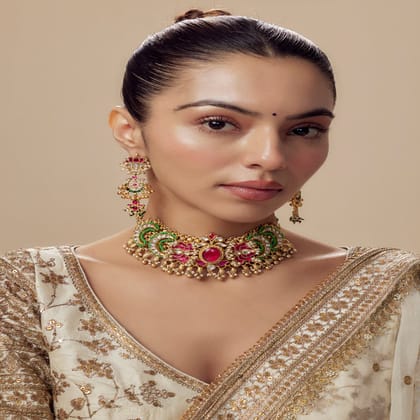 vivinia BY VIDHI MEHRA Morpankh Gold Plated Multi Womens Kundan, Polki Choker Necklace Set with Pair of Earrings (Freesize) - VN834