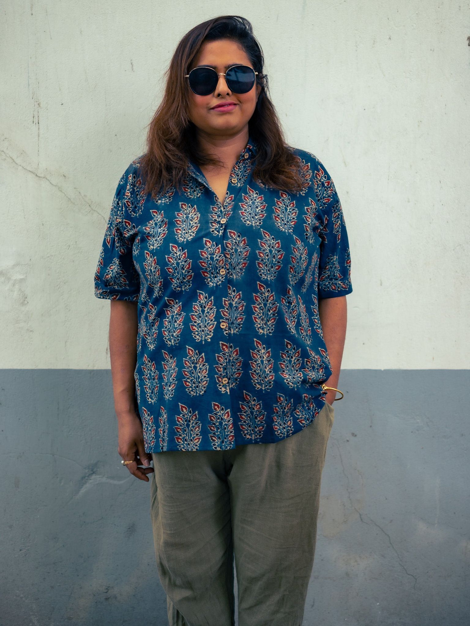 Female Shirt-M