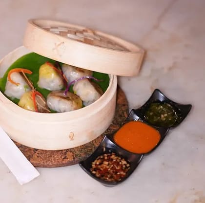 Crystal Chinese Vegetable Pan Fried Dimsums