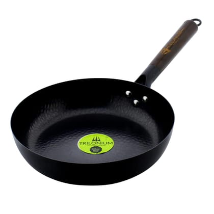 TRILONIUM Carbon Steel Skillet Fry Pan 26 cm / 10 inches | Hammered and Pre-Seasoned | 2 litres | Weighs 0.8 Kgs