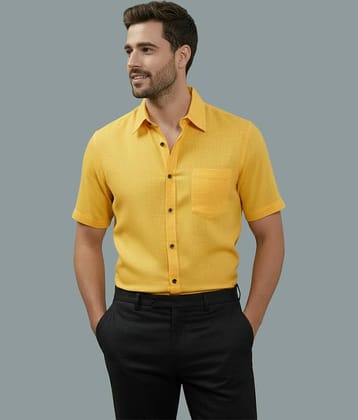 UNI VIBE Cotton Blend Slim Fit Solids Half Sleeves Men's Casual Shirt - White ( Pack of 1 )