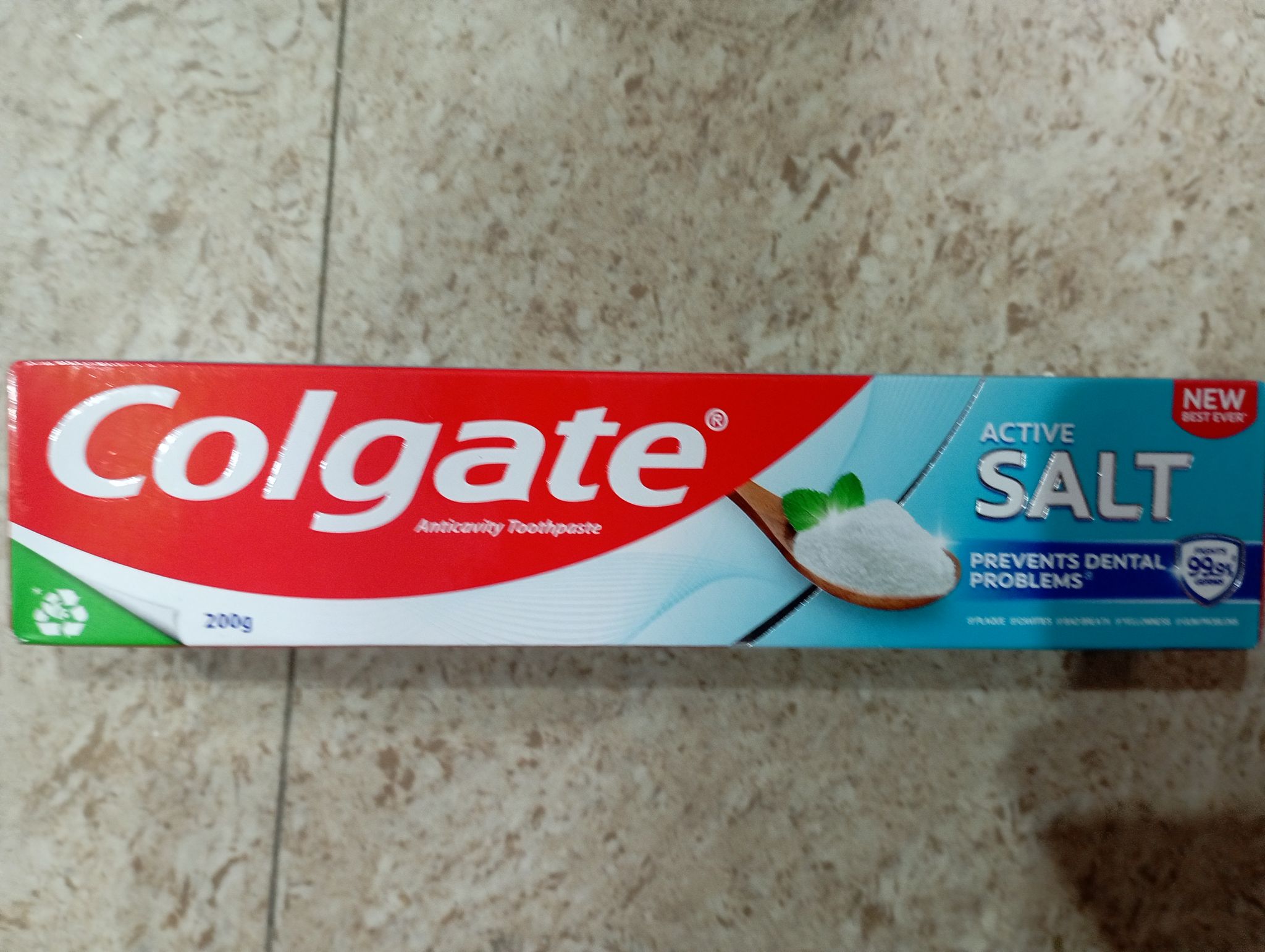 Colgate anticavity toothpaste