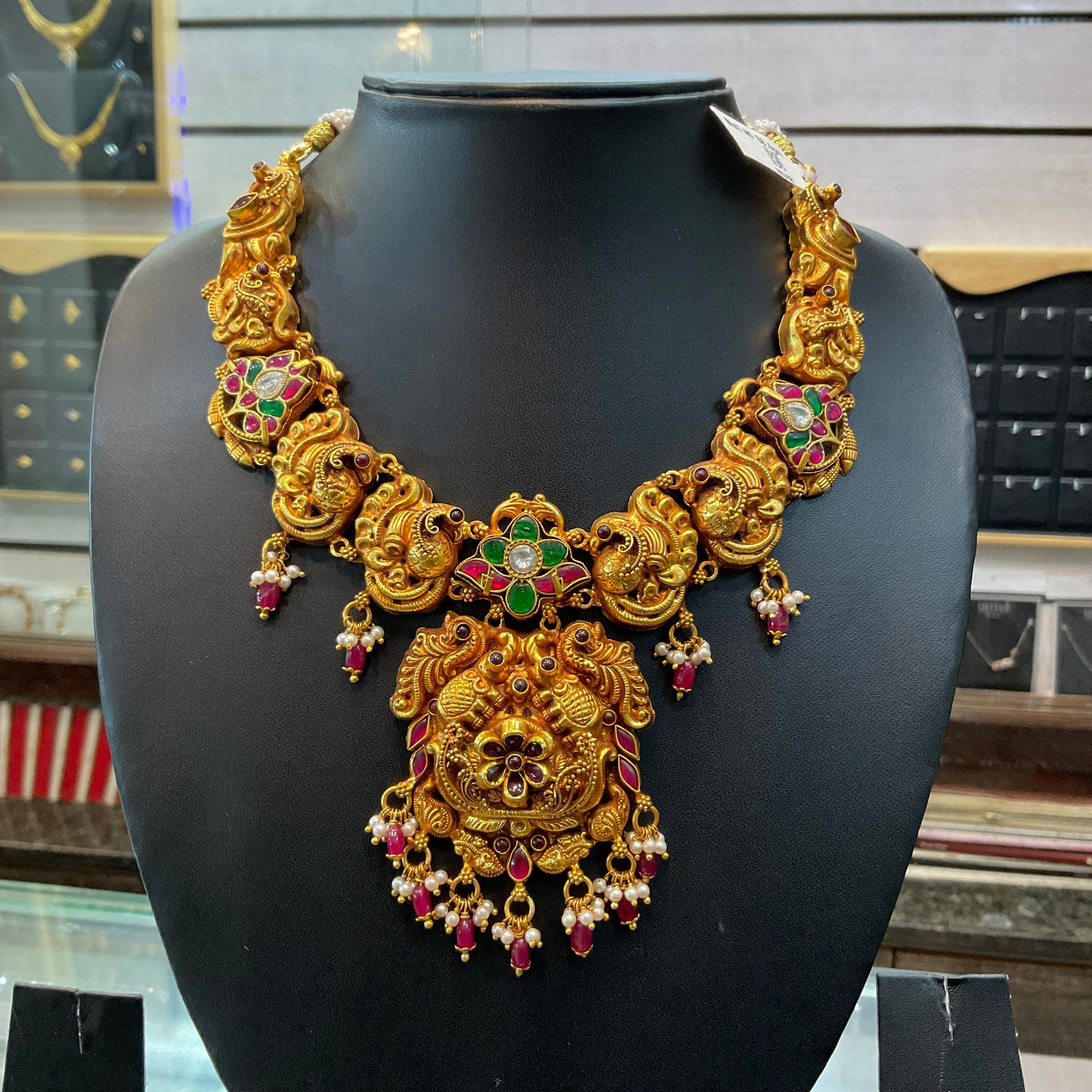 Silver Kundan Necklace
