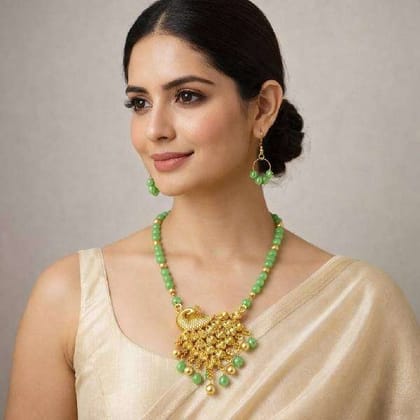 Green Beads Necklace Set Versatile Accessory