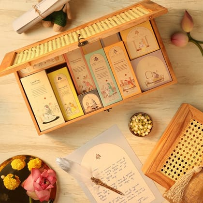 Nanhi Pitari Baby Shower Wooden Gifting Box