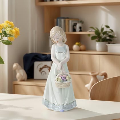 Victorian Lady - Wanderlust Girl Style 13-Porcelain | Glossy Finish / H: 12  |  L: 5.2 | W: 4.5 (Inch)