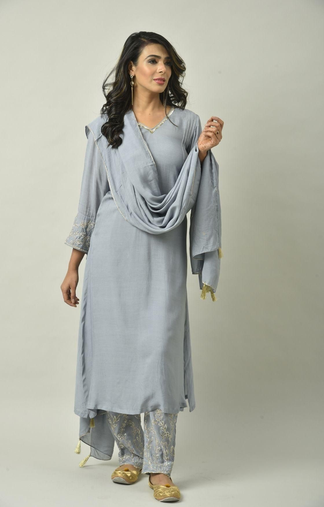Grey Naksi Hand Embroidery Kurta Set-S
