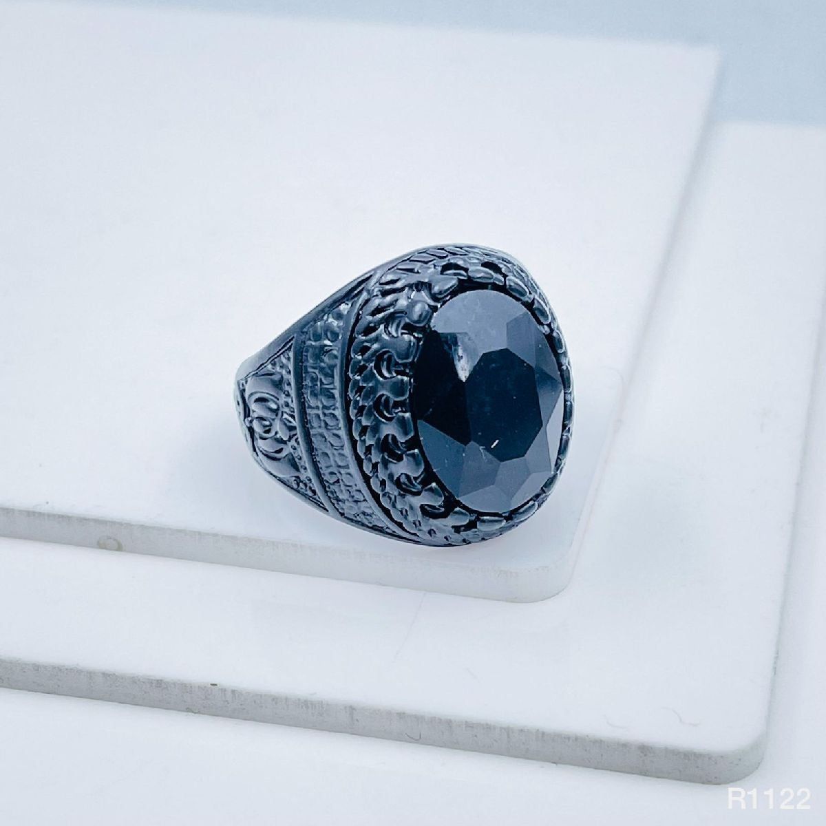 Stylish Daily Party Biker Alloy Crystal Black Round Ring For Men-Size: 17, Dia..17.98 mm/Circum..56.9 mm.