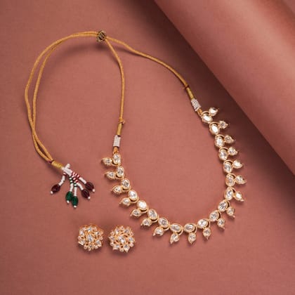 Floral Kundan Gold Plated Necklace Set-White / Gold Plated