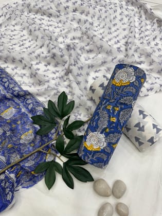 Cotton Suit With Chiffon Dupatta