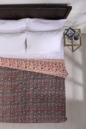 Vrindavan Olive Blossom Cotton Muslin Quilt D1-Double - 90 x 108 in / Green / Green