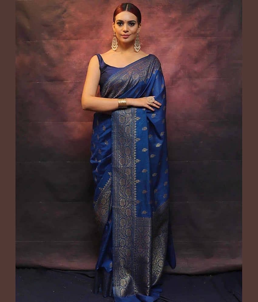 Sanwariya Silks Silk Blend Woven Saree With Unstitched Blouse Piece ( Rama )