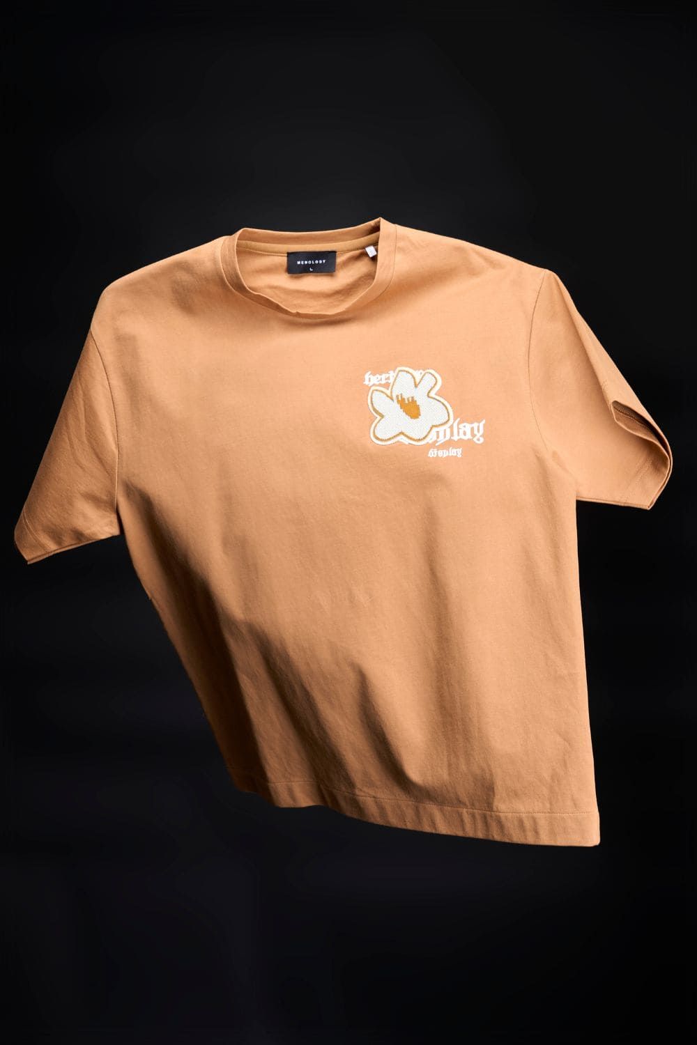 Hot Brown Rizz Graphic Oversized-M/एम