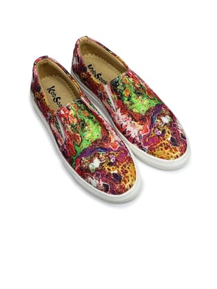 Women Printed Lightweight Canvas Slip-On Sneakers
