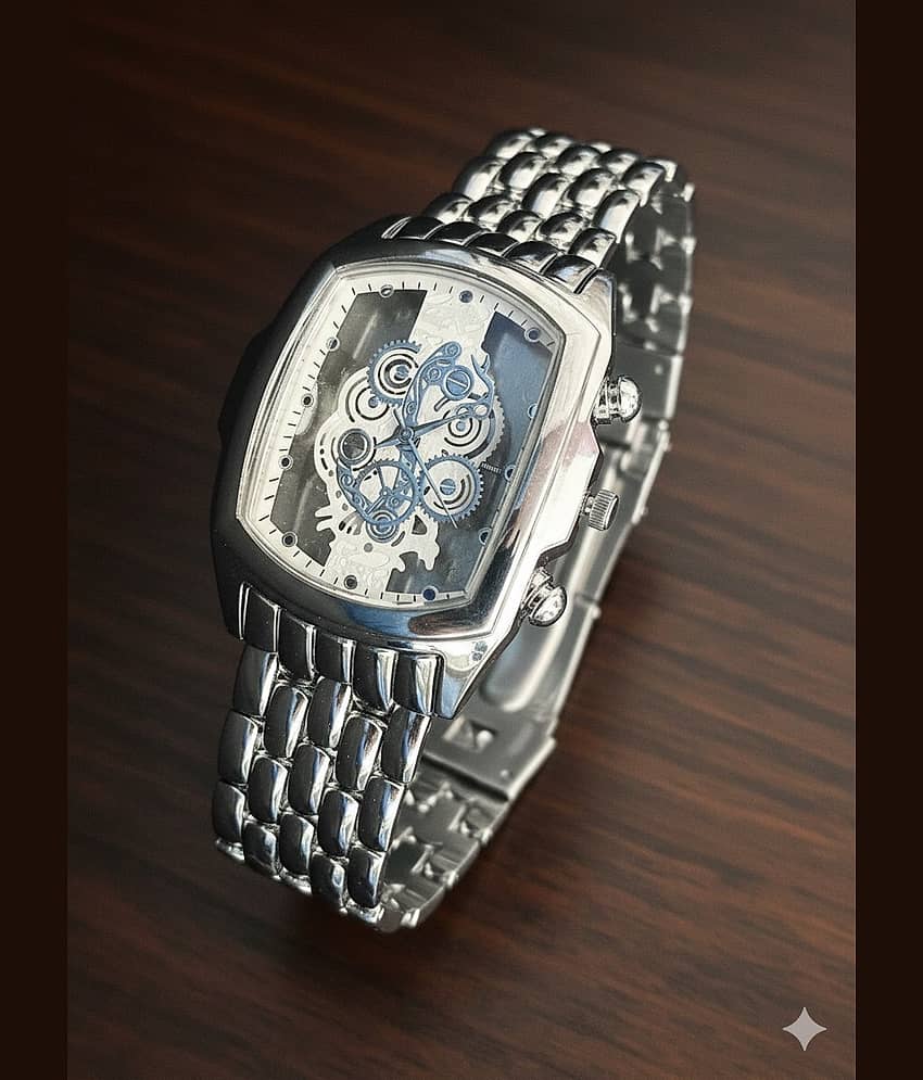 Renaissance Traders Silver Metal Analog Men's Watch