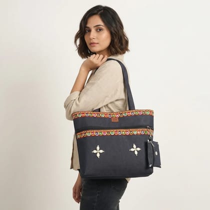 Black Embroidered Canvas Tote Bag With Trim And Matching Pouch 42x36x12 Cm
