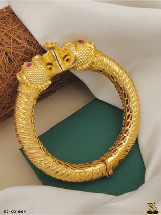 Hyderabadi most Luxurios Tiger Face kada for men's- KD-064-2.10