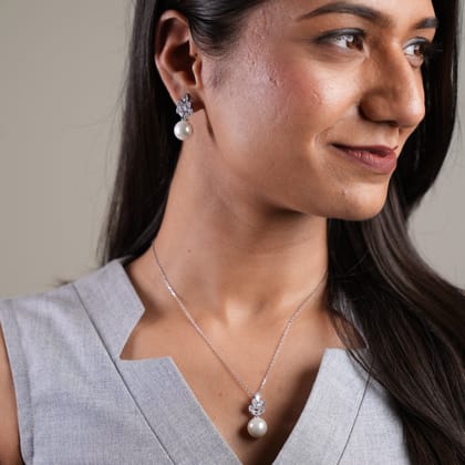 Silver Lining Pendant Set with chain