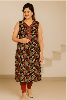 Floral Embroidered MulticolourBlack and Red Cotton Kurti Set