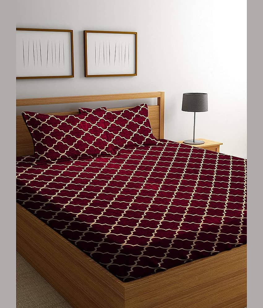 Decent Home Microfiber 1 Double Bedsheet with 2 Pillow Covers ( Maroon )