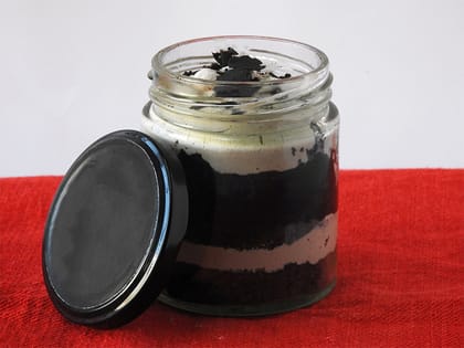 Death by chocolate (dbc) jar cake