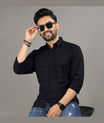 Nofilter Cotton Blend Regular Fit Self Design Full Sleeves Men's Casual Shirt - Black ( Pack of 1 )