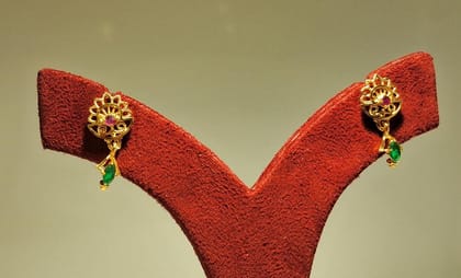 EARING GP