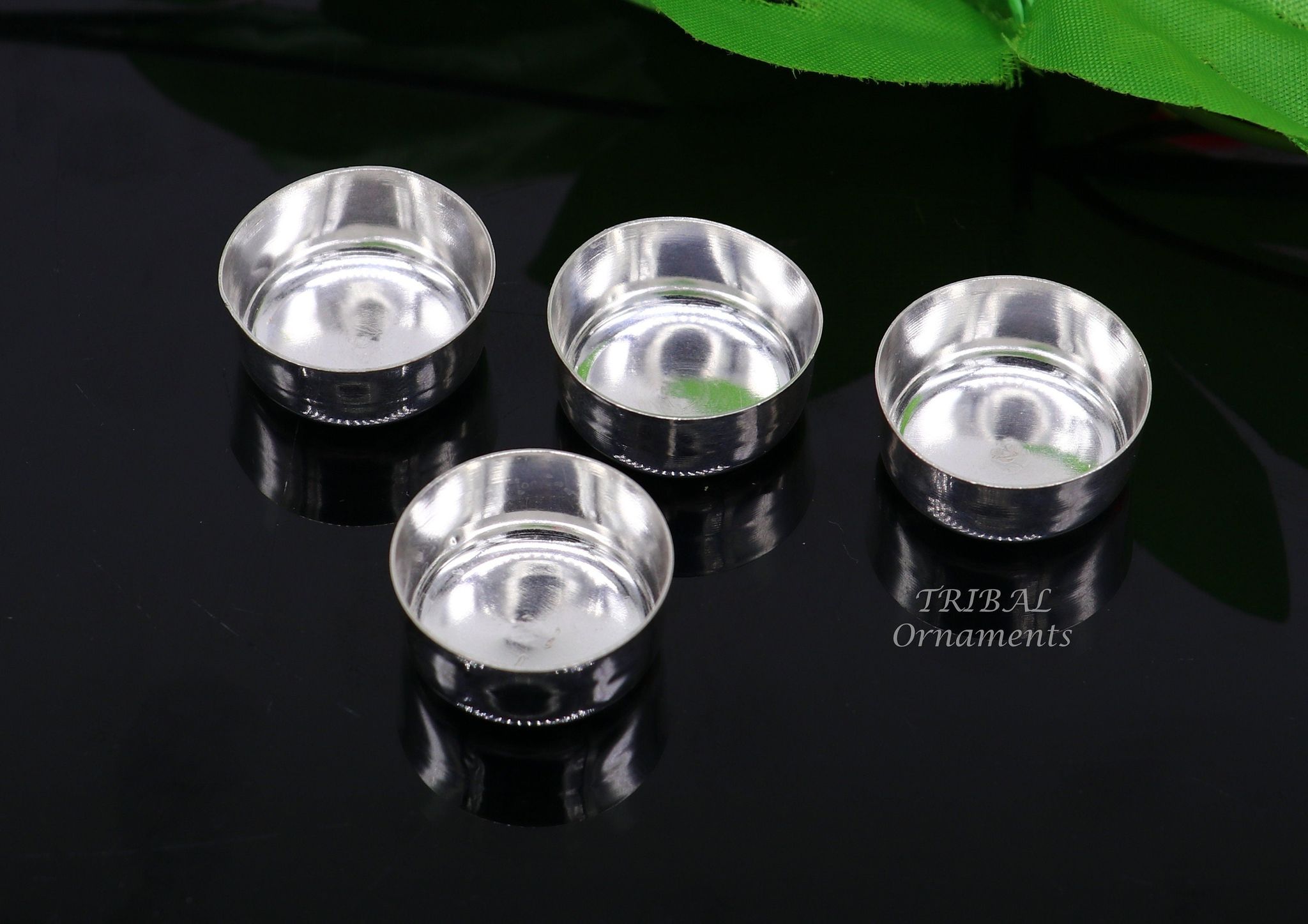 925 silver handmade silver small bowlor Tilak bowl , best small tiny bowl for saffron sandal or kumkum  tilak dani su897-1 piece
