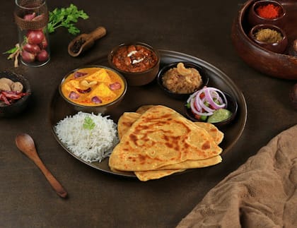 Mughlai Paneer Thali Meal