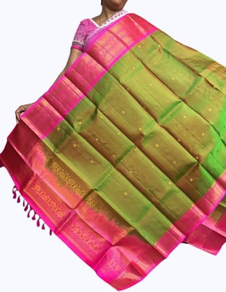 kanchipuram silk dupatta Red Green
