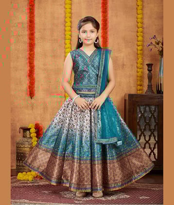 Aarika Silk Lehenga Choli Set For Girls ( Pack of 1 , Green )