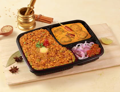 Millet Khichdi & Kadhi Thali