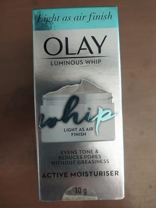 Light as air finish Olay Luminous whip Whip Light as air Finish Evens tone & Reduces pores Without greasiness Active moisturiser 