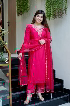Anvi Hot Pink Embroidered Suit Set-XL