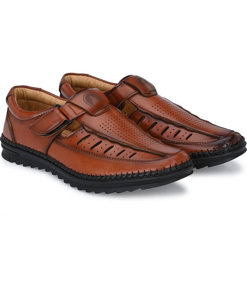Rising Wolf - Tan Men's Sandals
