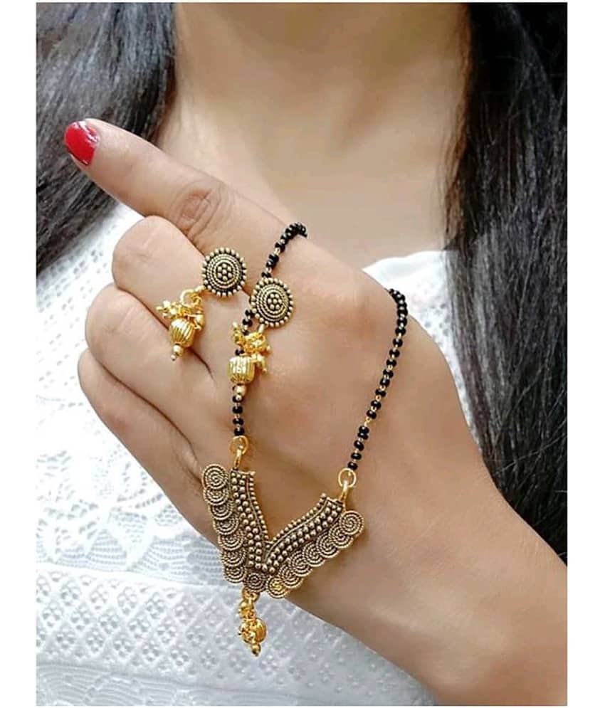 Bhagya Lakshmi Women's Pride Traditional Gold Plated Mangalsutra With earrings For Women
