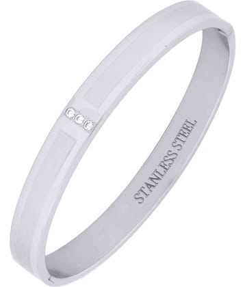 The Jewelbox Silver Stainless Steel Kada for Men
