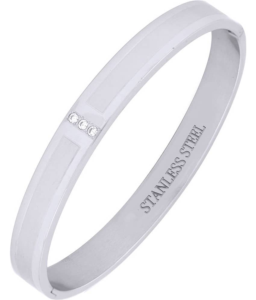 The Jewelbox Silver Stainless Steel Kada for Men