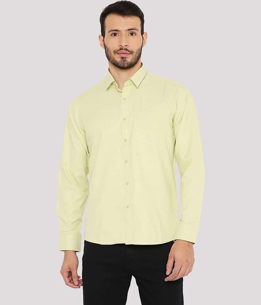 Maharaja - Green Cotton Blend Slim Fit Men's Formal Shirt ( Pack of 1 )