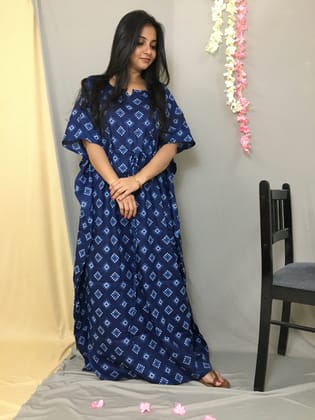 Kaftan - Blue Square Bandhani - Maternity Kaftan - Free Size - Cotton Cambric-Only Maternity With two side Feeding Zip