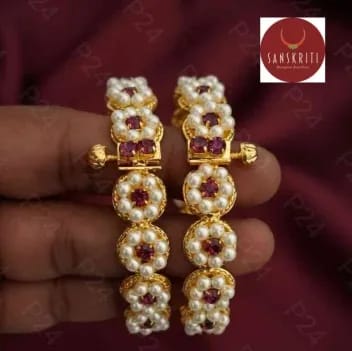 Traditional Bangles BN 002