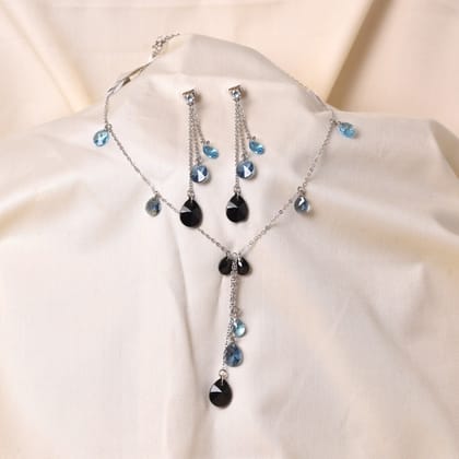 Stellar Necklace Set