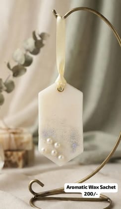 Aromatic wax sachet