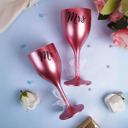 Mr & Mrs Wine Glass Set : Perfect Gifts for Couples