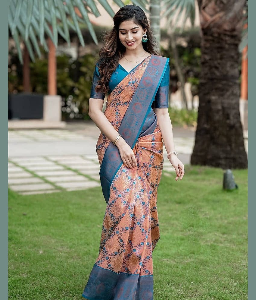 ISARA Banarasi Silk Solid Saree With Unstitched Blouse Piece ( Peach )