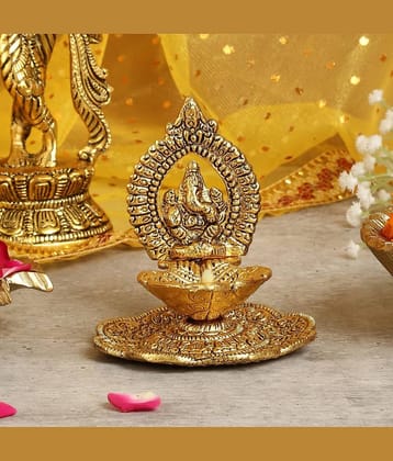 ServDharm Aluminium Table Diya - Pack of 1 ServDharm Aluminium Table Diya - Pack of 1