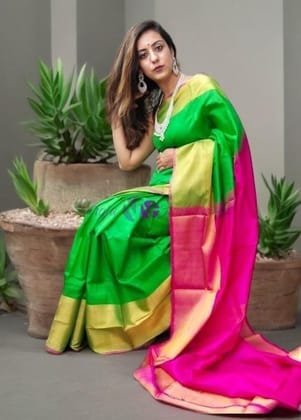 Uppada Silk Body Parrot Green, Uppada Pallu Contrast Uppada Pink Blouse